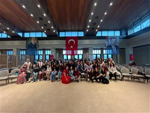 Aile Bağları ve Akrabalık İlişkileri Külliye'de Konuşuldu: Müdürümüz Ahmet Duman'dan Anlamlı Konferans